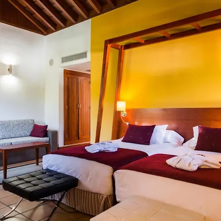 Hotell La Casona Del Patio 4*